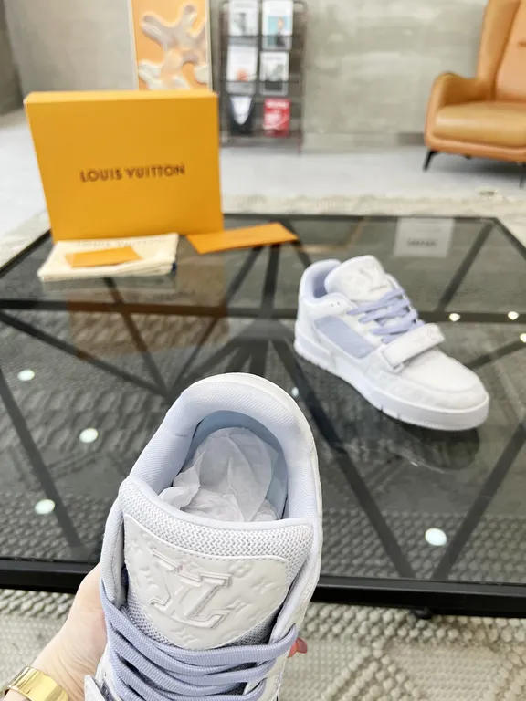 Louis Vuitton Shoe 